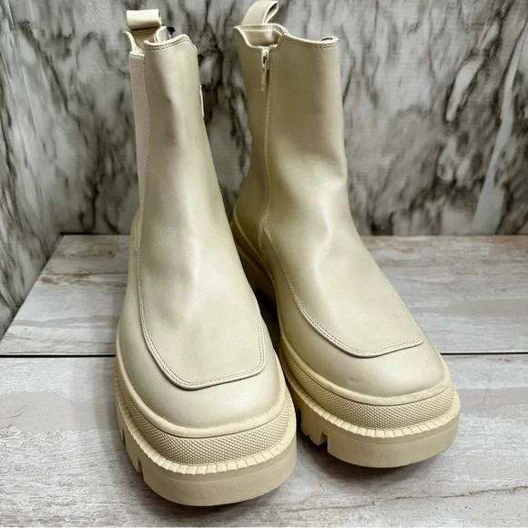 Lane Bryant Women Sz 9 W Bone White Chunky Side Zip Boots Booties Shoes Gorpcore - Picture 3 of 10